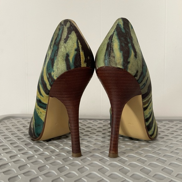 Guess heels - Picture 3 of 4